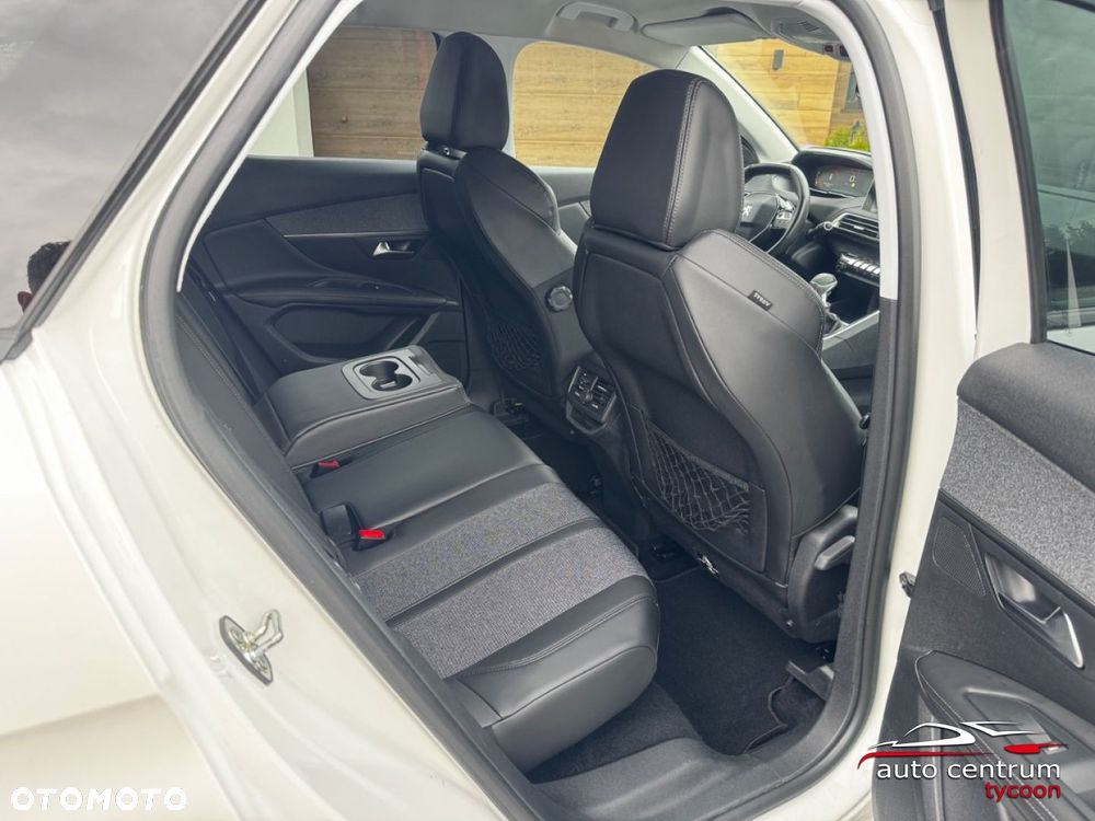 Peugeot 3008 - 16