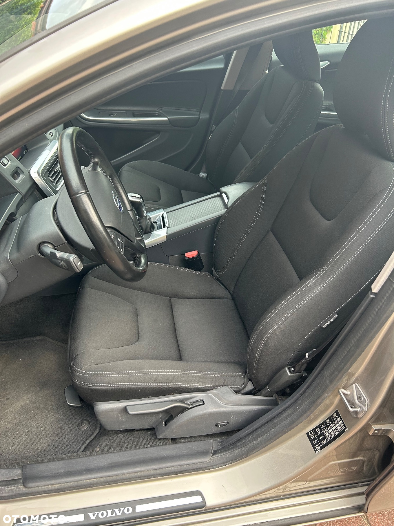 Volvo S60 D4 Drive-E Momentum - 18