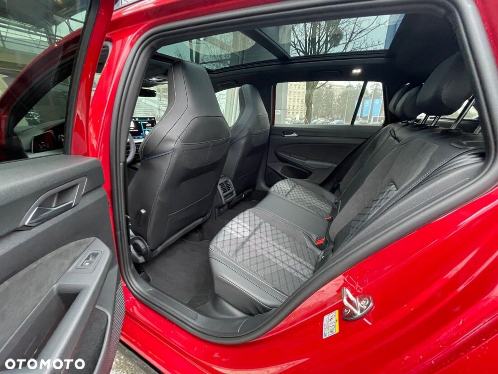 Volkswagen Golf Variant 2.0 TDI R-Line Plus DSG - 26