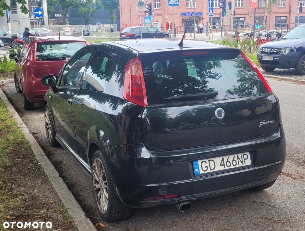 Fiat Grande Punto 1.9 Multijet 8V Sport - 4