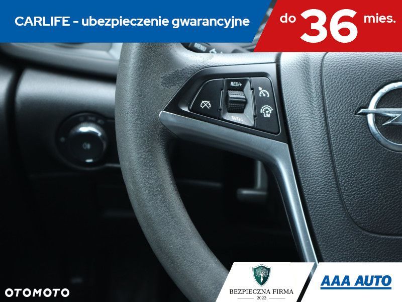 Opel Astra - 19
