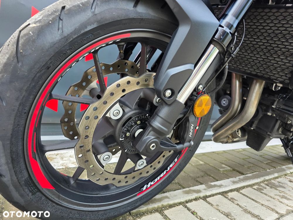 Honda Hornet - 15