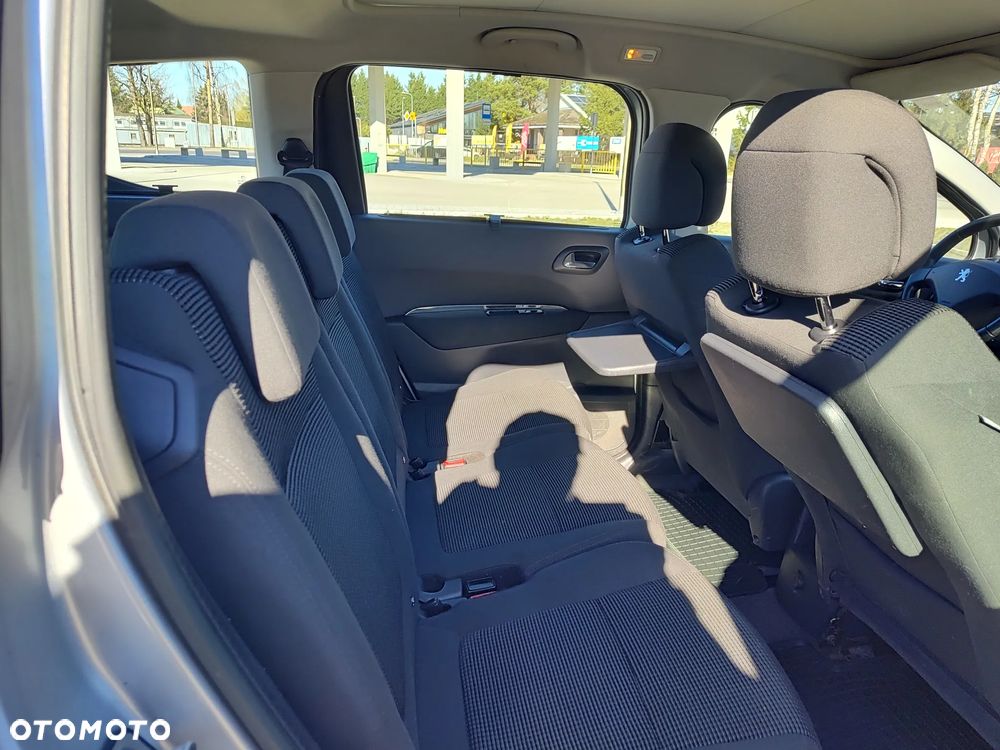 Peugeot 5008 1.6 THP Active 7os - 15