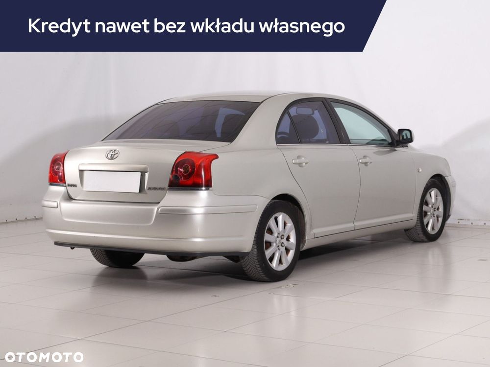 Toyota Avensis - 7