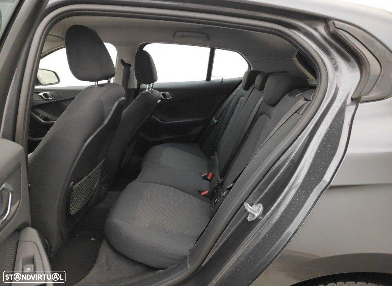 BMW 116 d Aut. Urban Line - 13