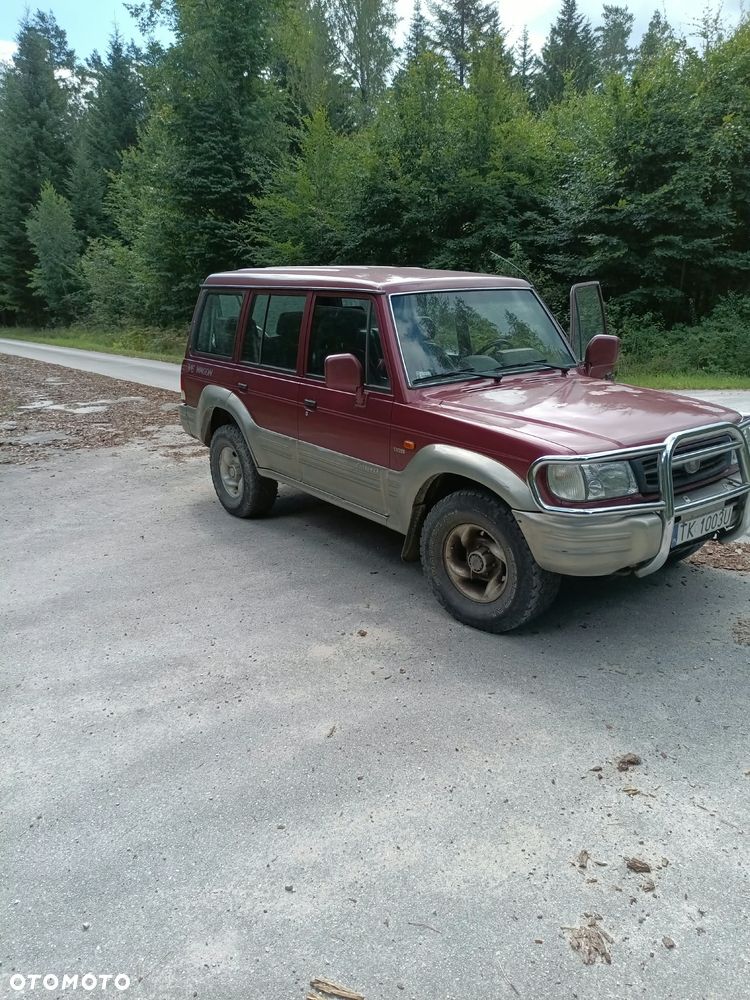 Hyundai Galloper LWB7 3.0 V6 - 21