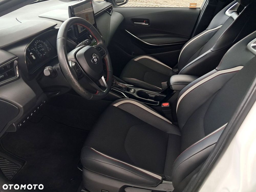 Toyota Corolla 1.8 Hybrid GR Sport Dynamic - 14