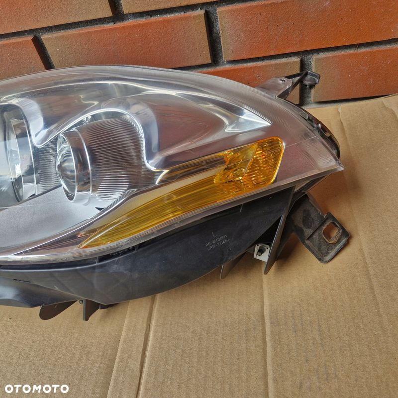 LAMPA LEWA PRZEDNIA PRZÓD FIAT BRAVO 2 II - 2