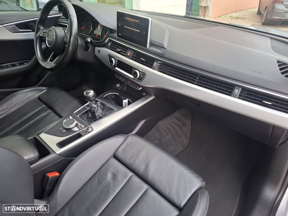 Audi A4 Avant 2.0 TDI S-line - 42