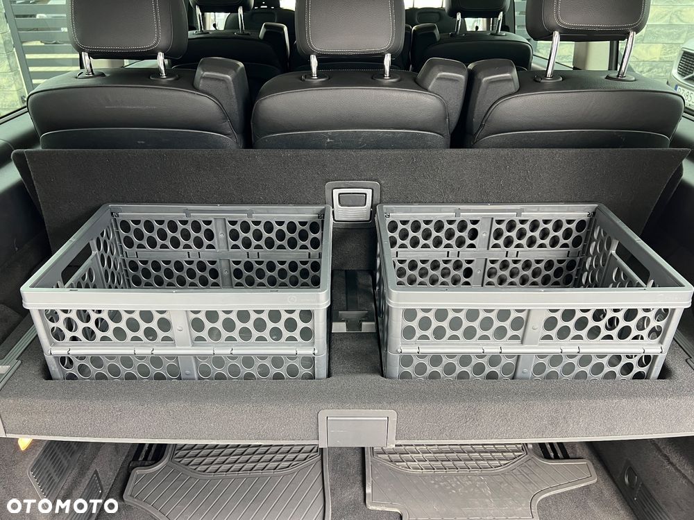 Mercedes-Benz Klasa V 300 d lang 9G-TRONIC Avantgarde Edition 2020 - 33