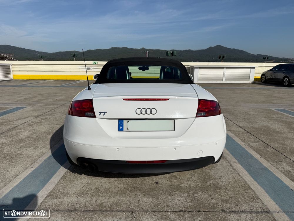 Audi TT Roadster - 2