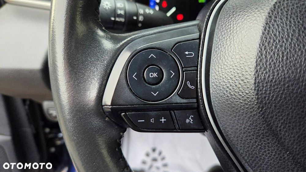 Toyota Corolla 1.8 Hybrid Comfort - 34