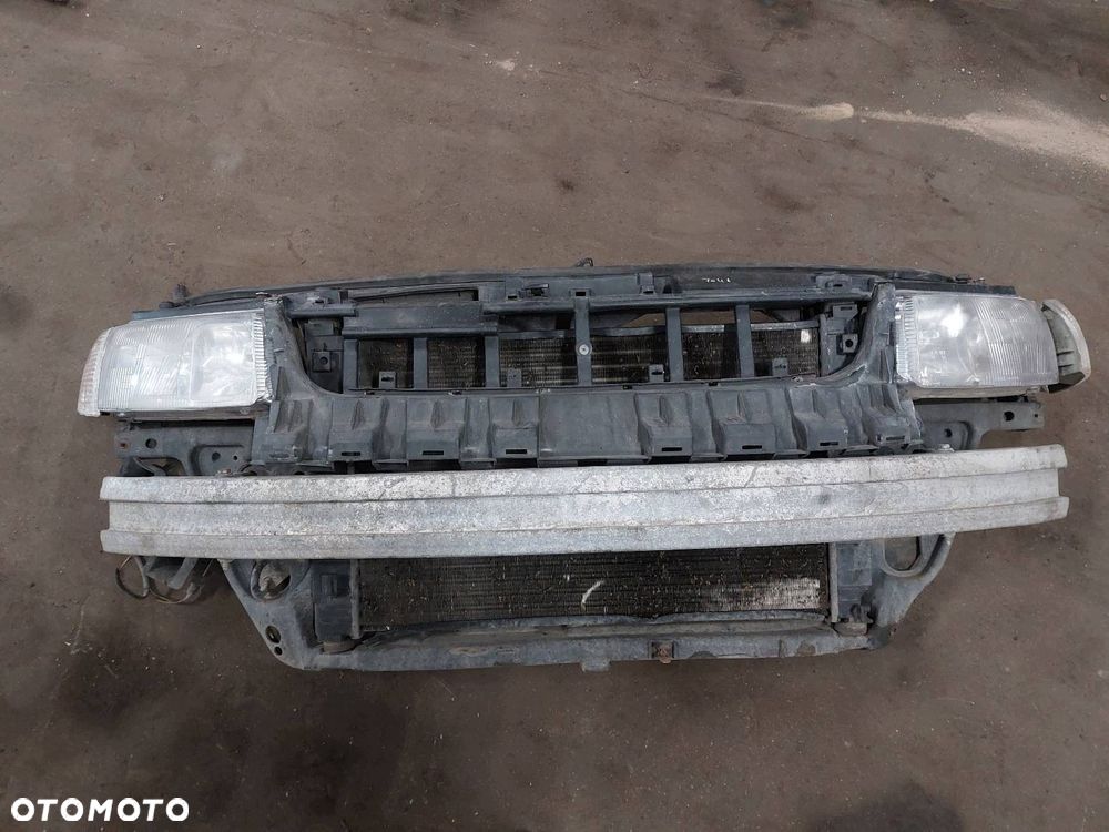 PAS PRZEDNI WZMOCNIENIE CZOŁOWE + CHŁODNICE + LAMPY PASSAT B5 1.8 20V EU - 1