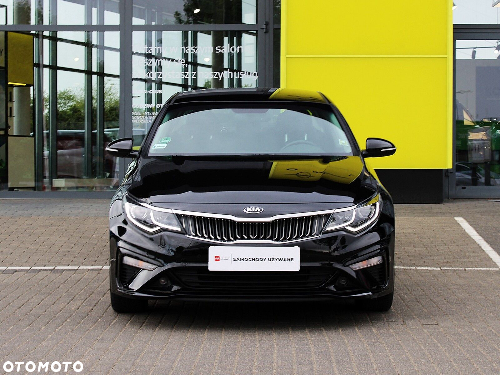 Kia Optima 2.0 L - 3