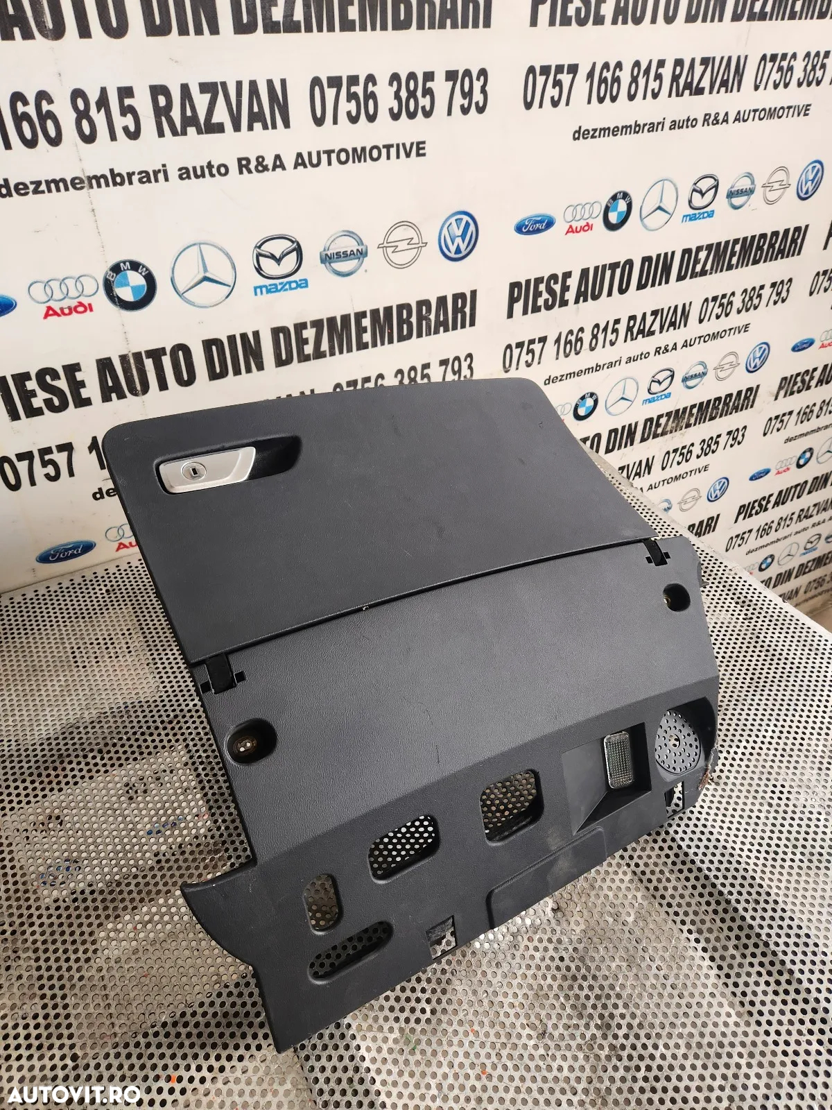 Torpedo Cutie Acte Audi TT 8S An 214-2015-2016-2017-2018 Volan Stanga Europa - Dezmembrari Arad - 5