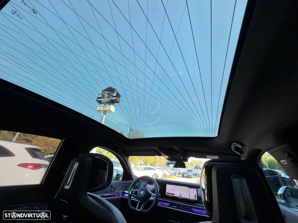 BMW i7 xDrive60 Pack Desportivo M Pro - 3
