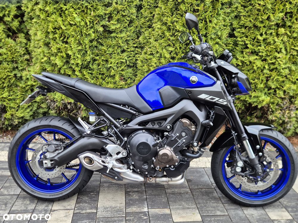 Yamaha MT - 2