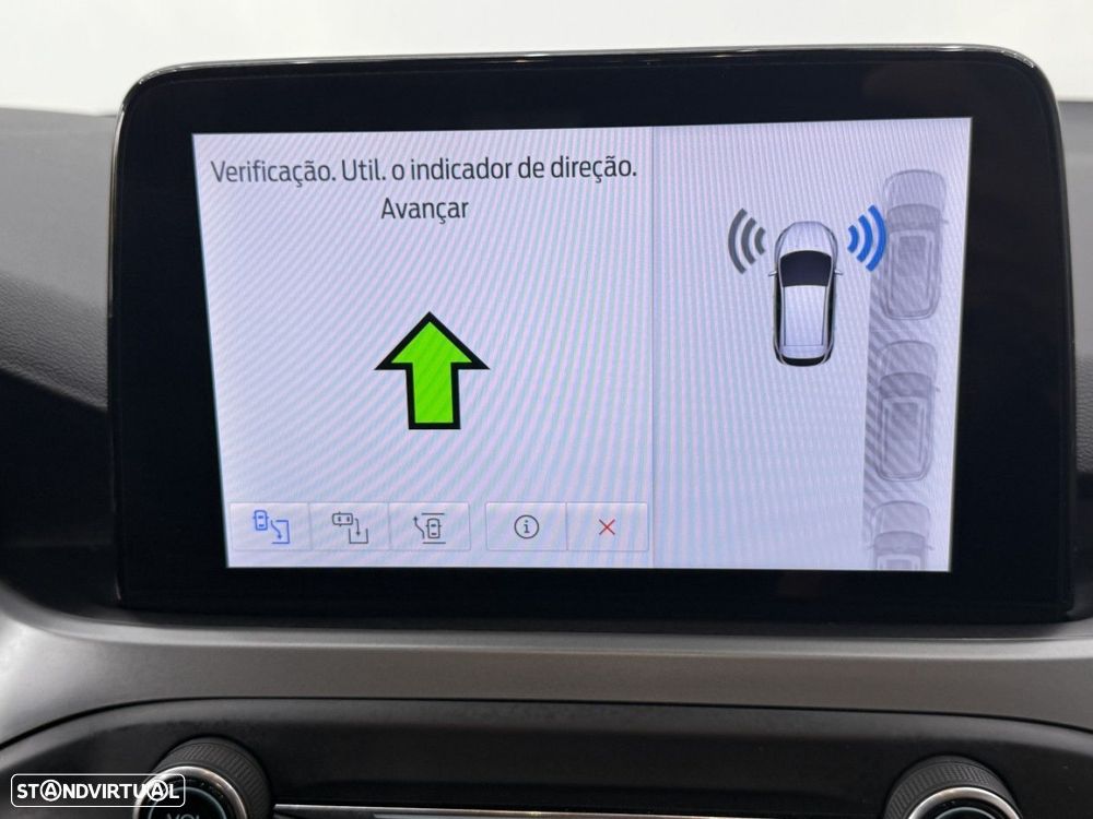 Ford Focus 1.0 EcoBoost MHEV Connected - 22