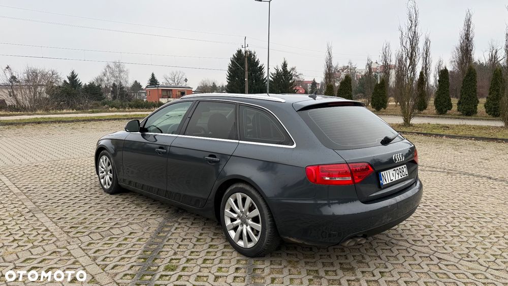 Audi A4 Avant 2.0 TDI DPF Ambiente - 10