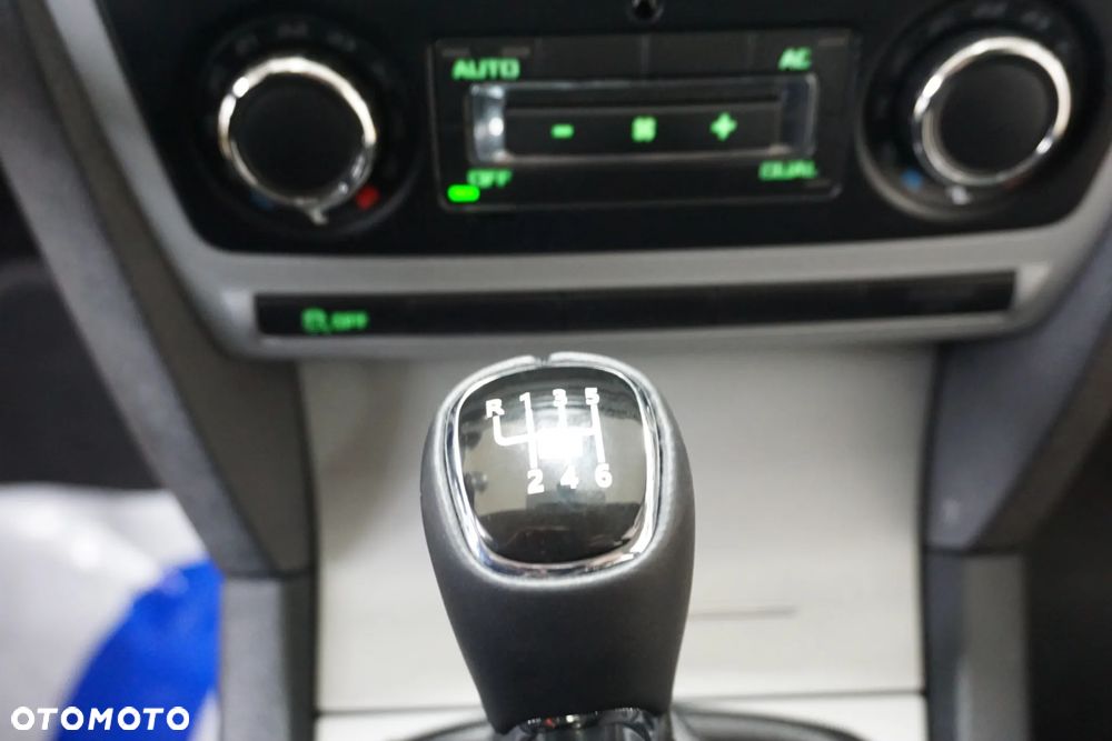Skoda Octavia 2.0 TDI DPF Team Edition - 33