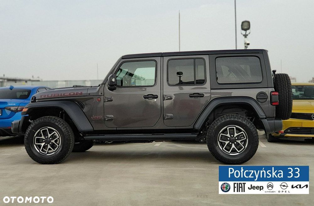 Jeep Wrangler - 11