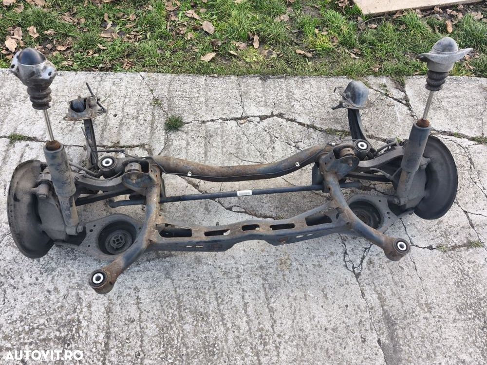 Punte spate  Volkswagen Passat B6 2005-2010 - 7