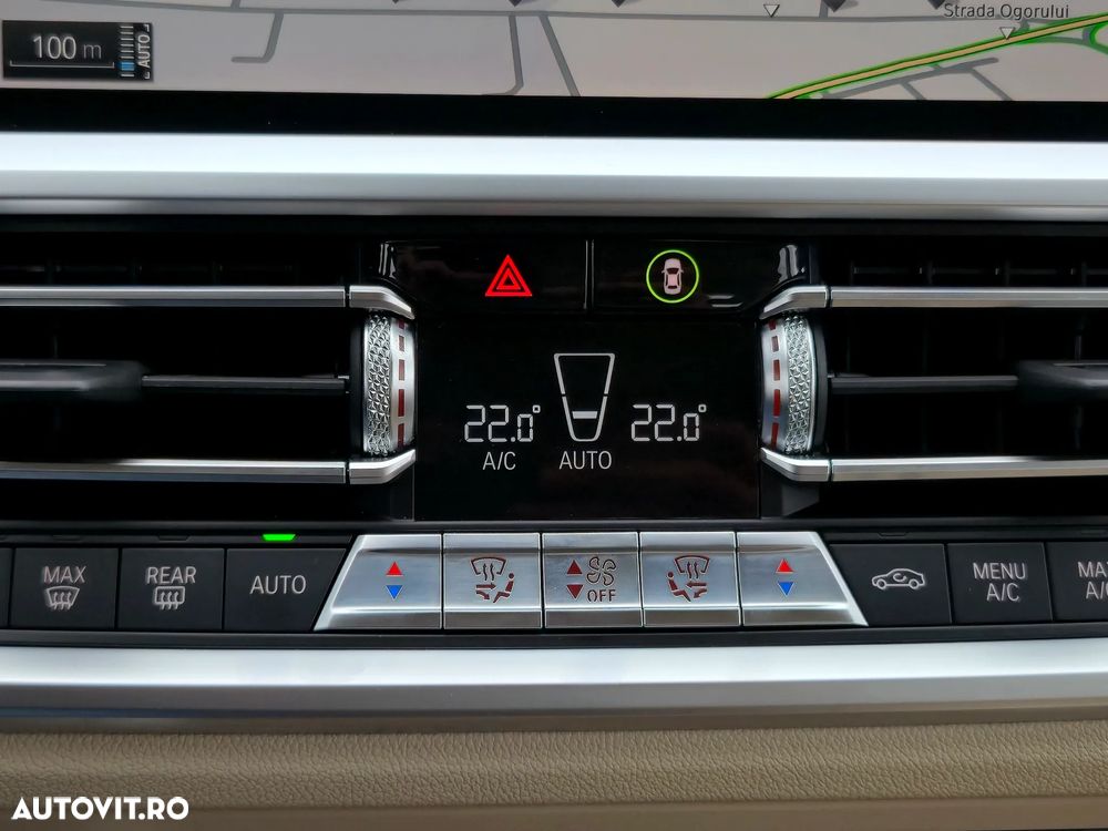 BMW Seria 3 330e iPerformance Luxury Line - 36