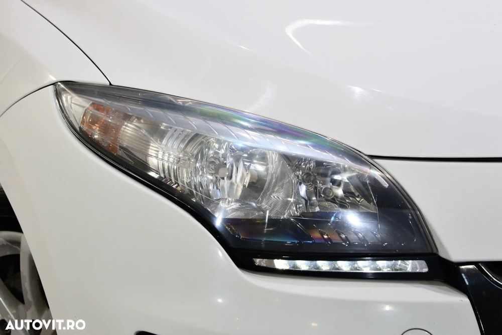 Renault Megane dCi 110 FAP Paris Business - 34