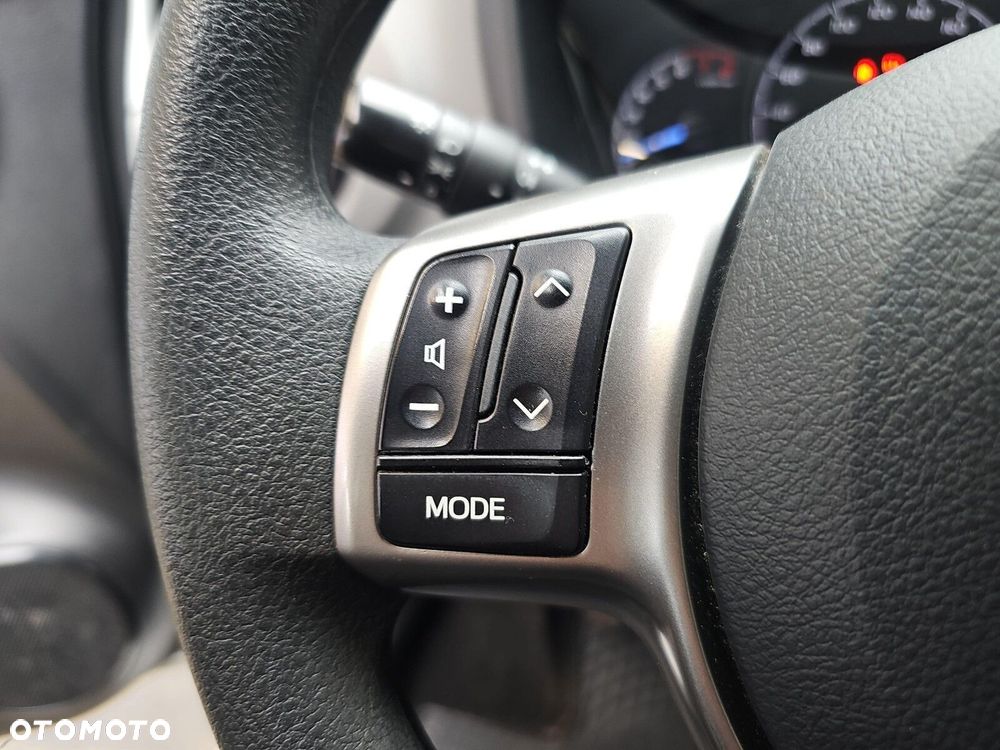 Toyota Yaris 1.5 Active - 11