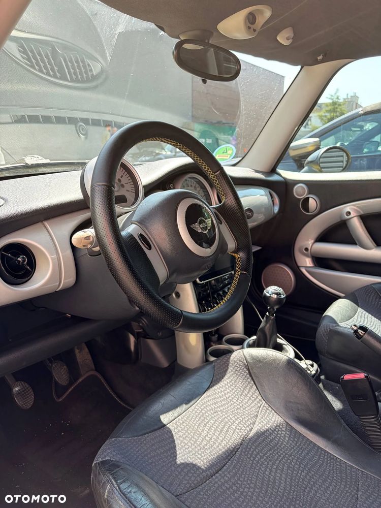 MINI Cooper Standard - 8