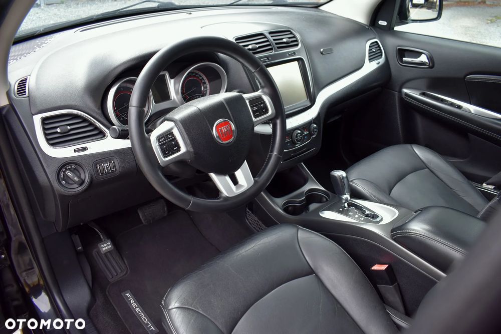 Fiat Freemont 2.0 Multijet 16V DPF Automatik Allrad Black Code - 24