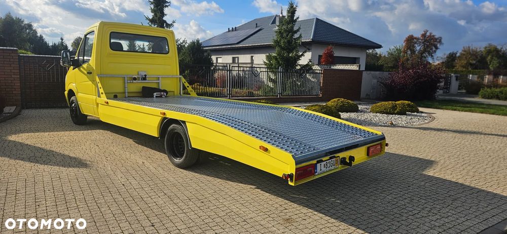 Mercedes-Benz Sprinter - 1