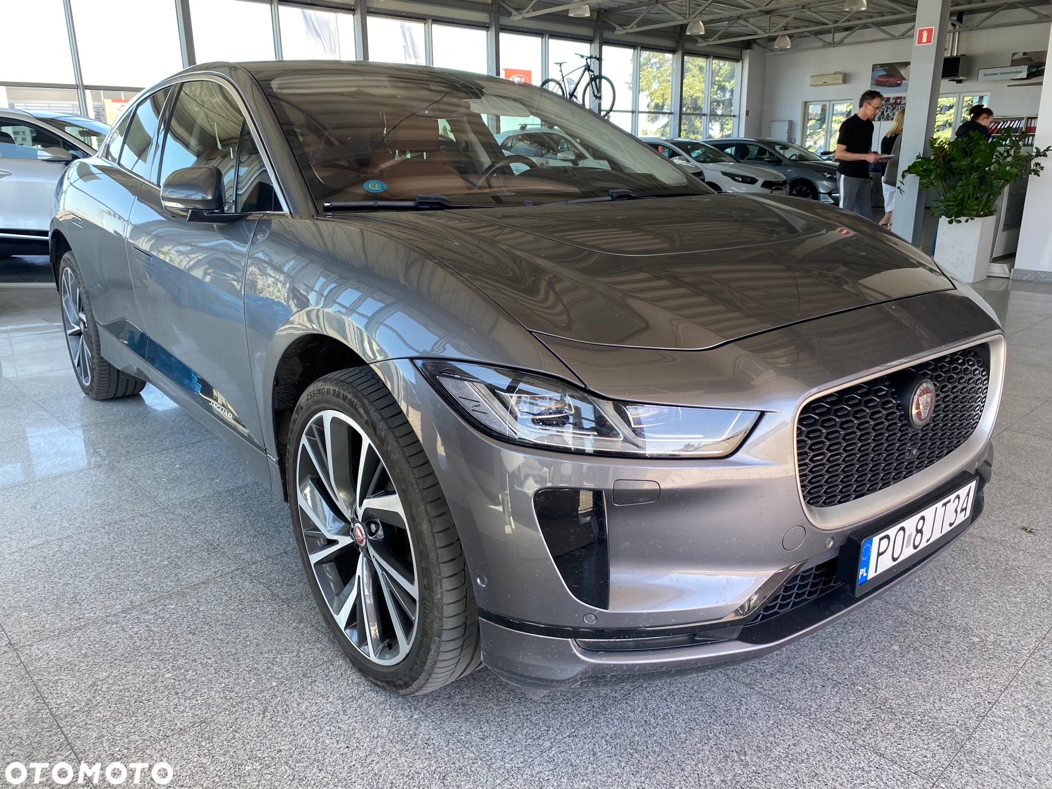 Jaguar I-Pace EV400 AWD HSE - 6