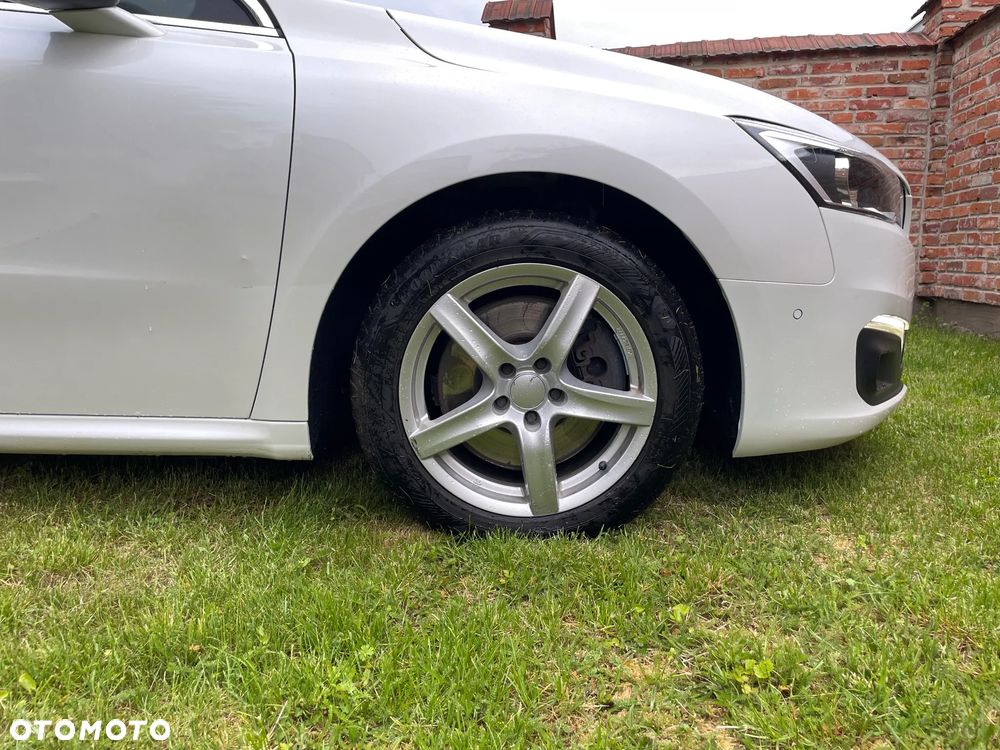 Peugeot 508 BlueHDi 180 EAT6 Stop&Start Allure - 9