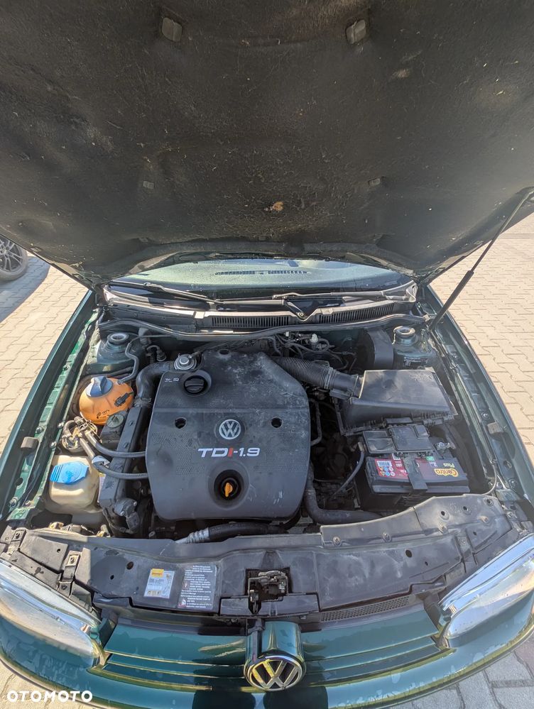 Volkswagen Golf 1.9 TDI - 7