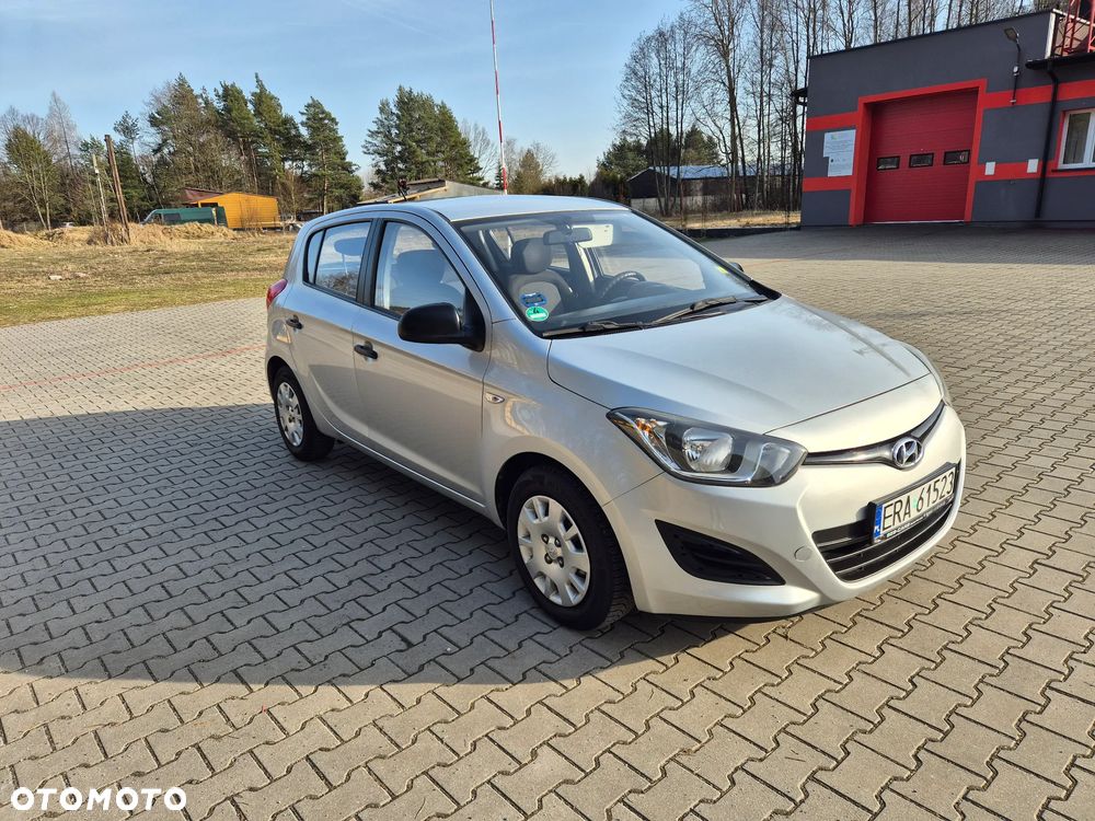 Hyundai i20 1.2 - 10