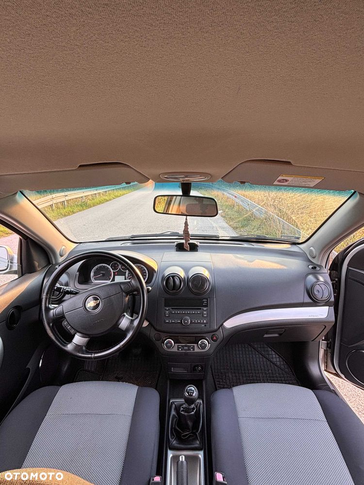 Chevrolet Aveo - 6