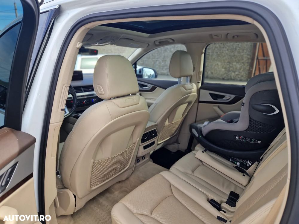 Audi Q7 - 6
