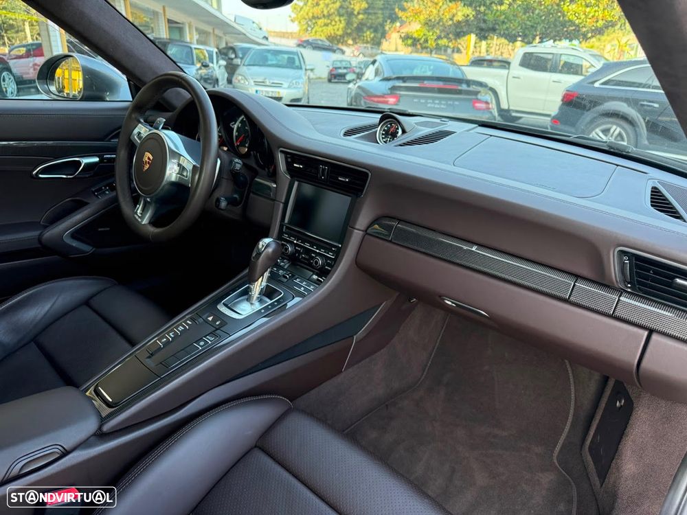 Porsche 911 (991) Turbo S - 9