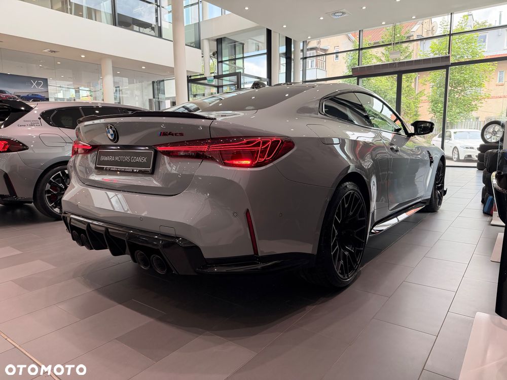 BMW M4 CS xDrive - 6