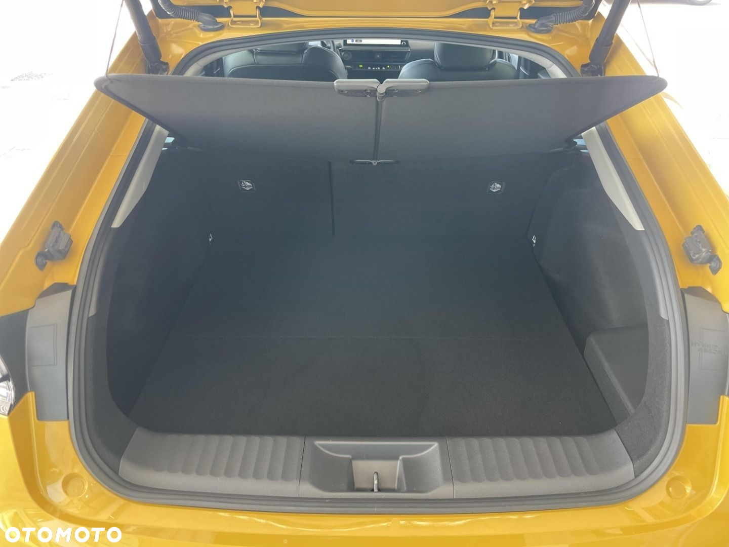 Toyota Prius - 11