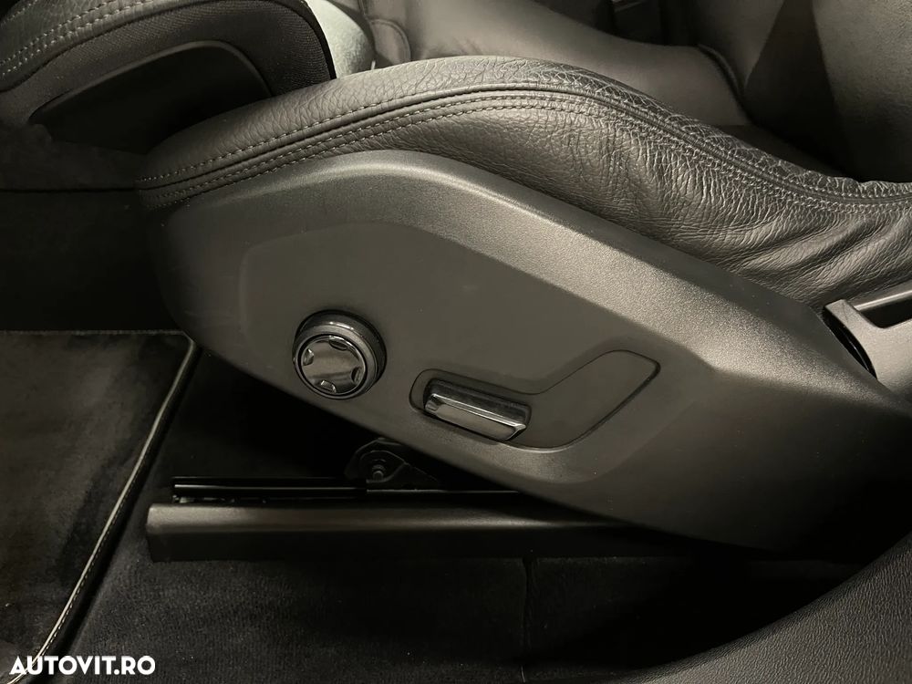 Volvo XC 60 Recharge T8 Twin Engine eAWD R-Design - 21