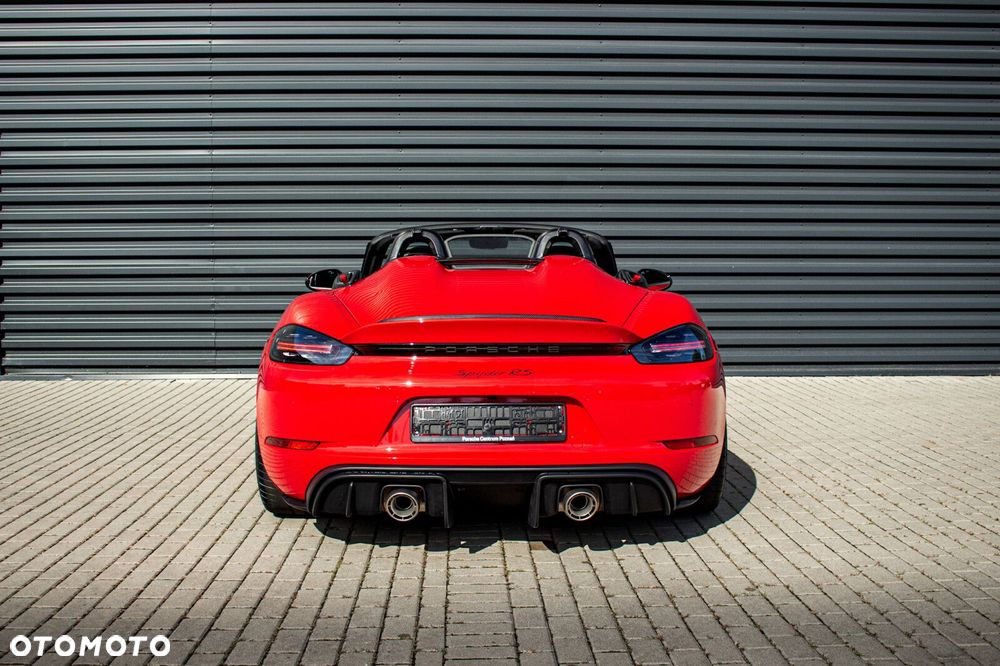 Porsche 718 Spyder - 7