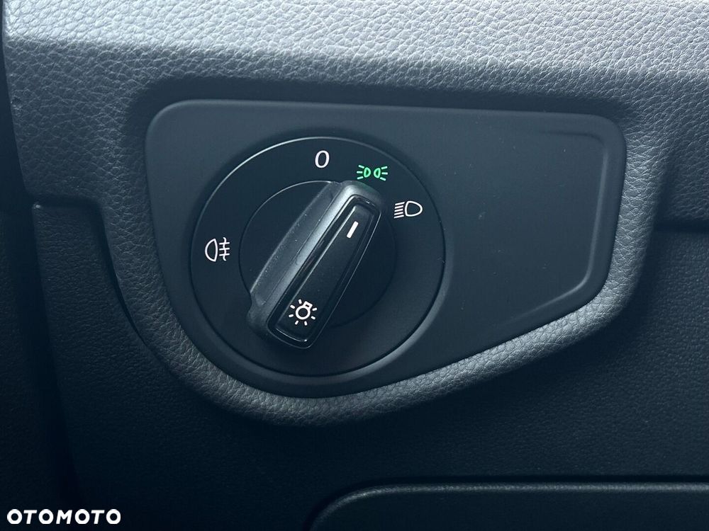 Volkswagen Touran 1.5 TSI EVO Comfortline - 32
