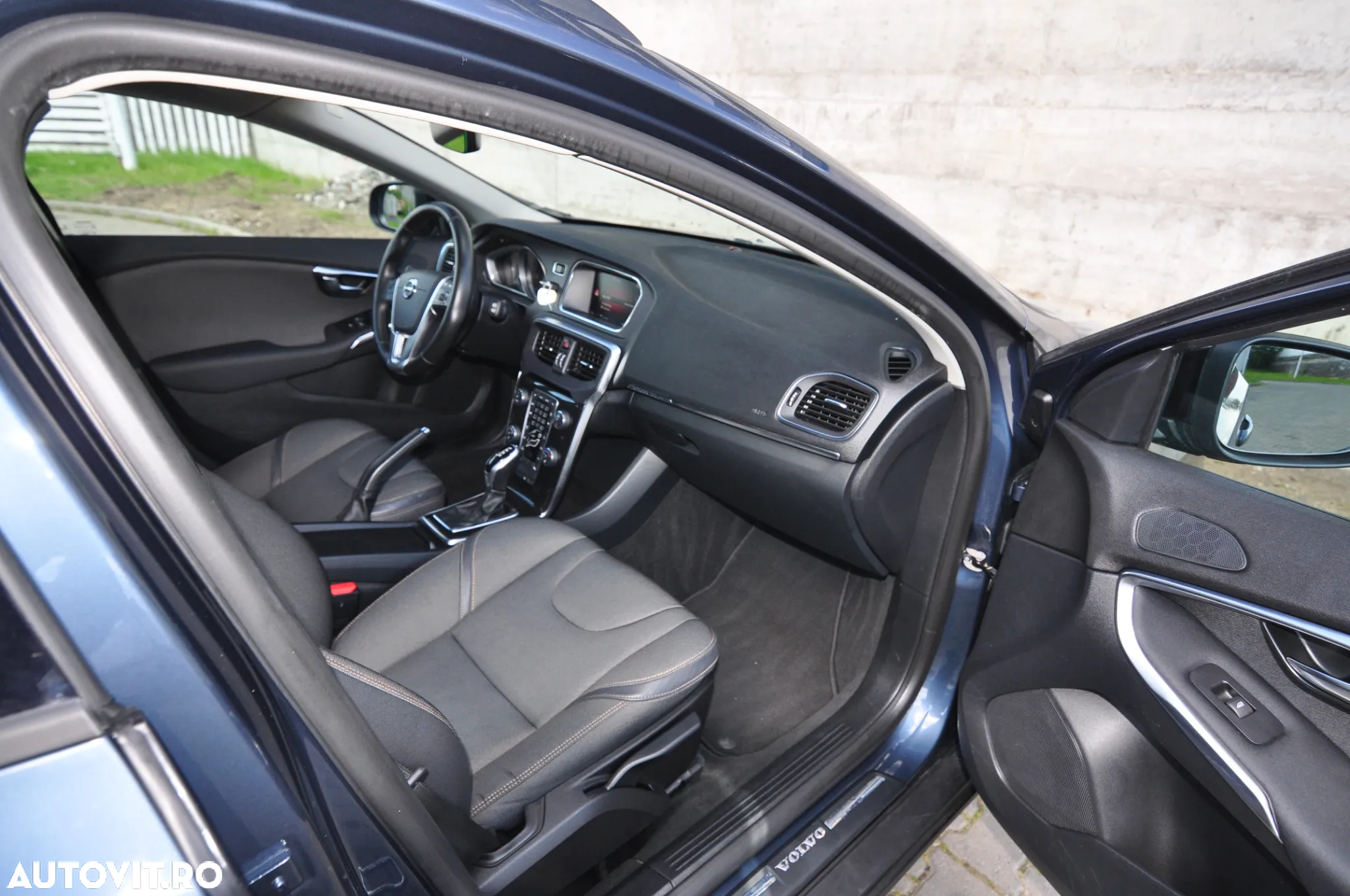 Volvo V40 Cross Country D2 Geartronic - 8