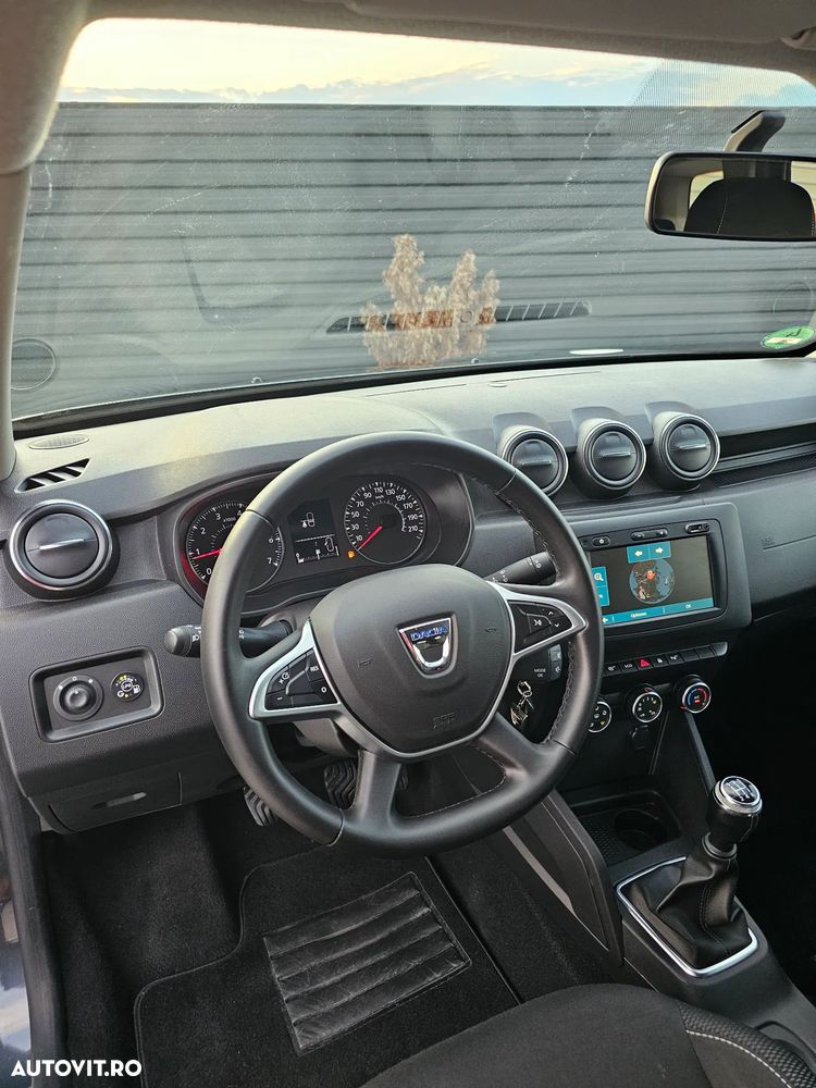 Dacia Duster 1.6 SCe Prestige jante 17" - 10
