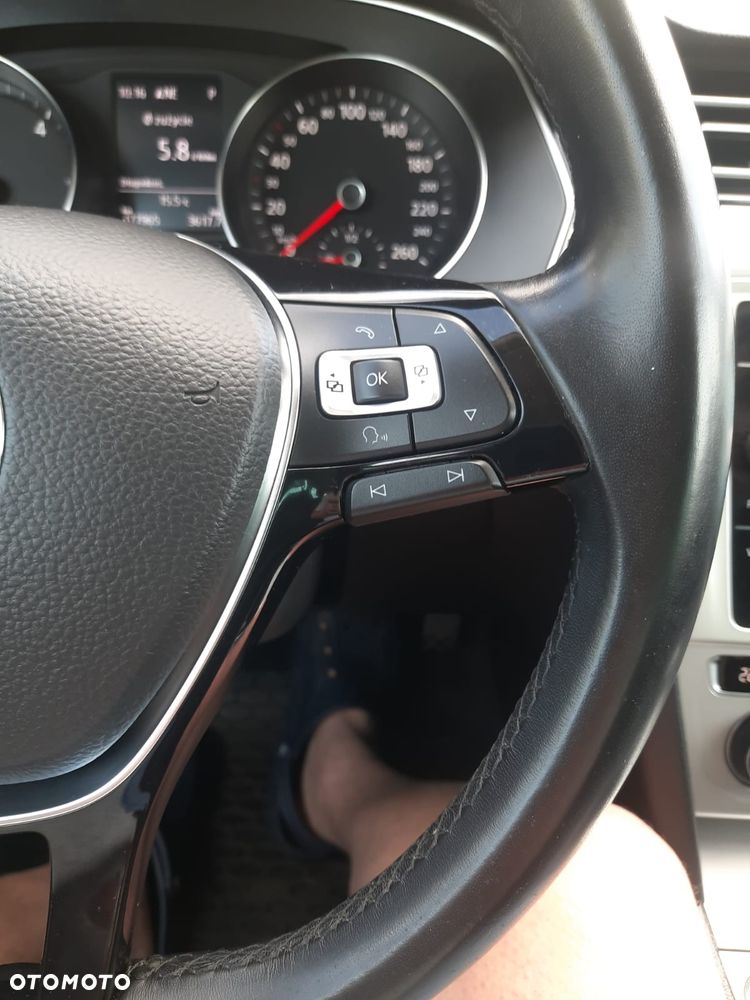 Volkswagen Passat Variant 1.6 TDI (BlueMotion Technology) DSG Comfortline - 17