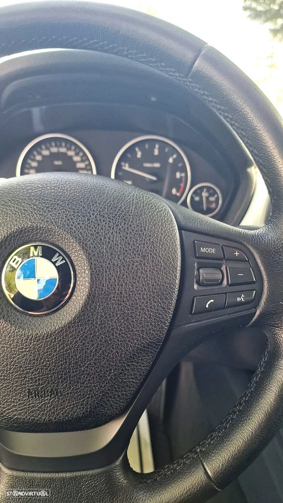 BMW 320 d Efficient Dynamics Edition - 13
