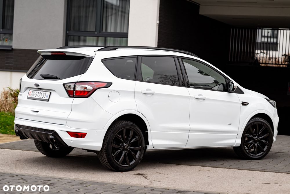 Ford Kuga 2.0 TDCi 4x4 ST-Line - 14