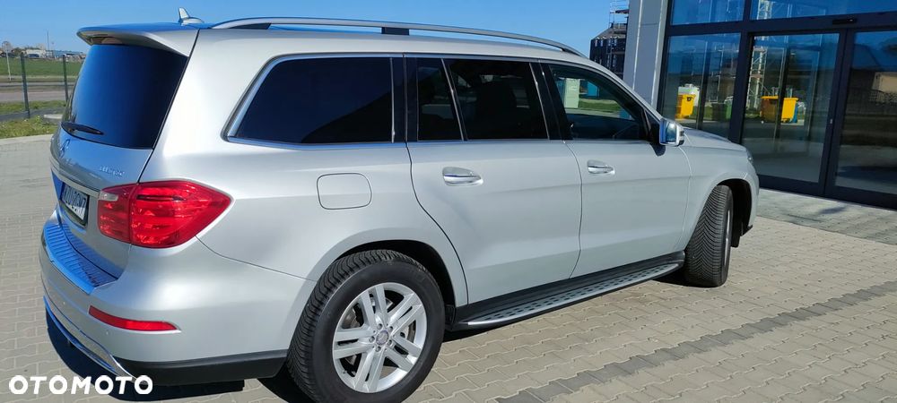Mercedes-Benz GL 350 BlueTEC 4Matic 7G-TRONIC - 7